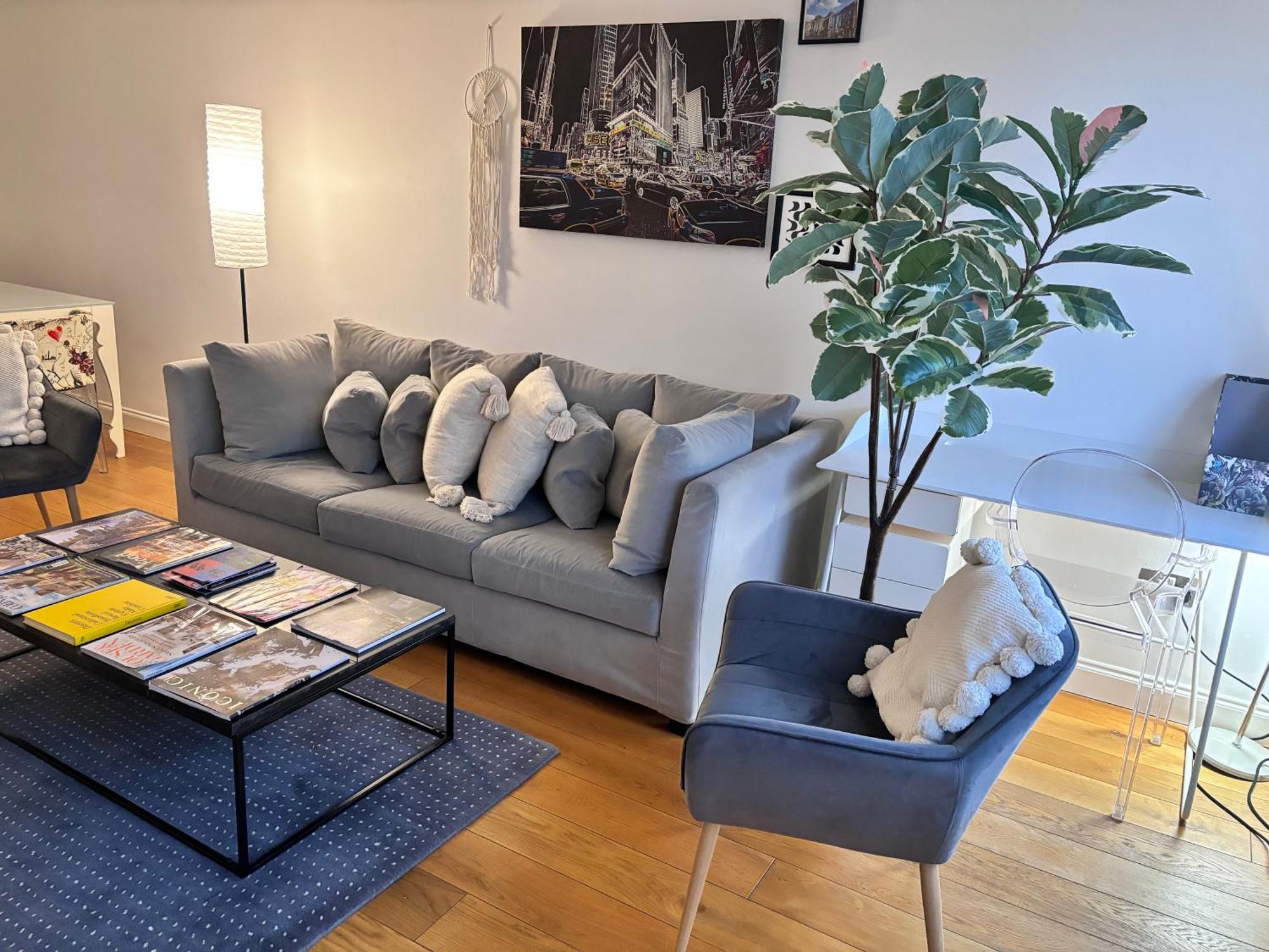 Hyde Park,3 Min Walk,Family Home! 2 Bedrooms & 2 Bathrooms Apartment! Fantastic Location London Bagian luar foto